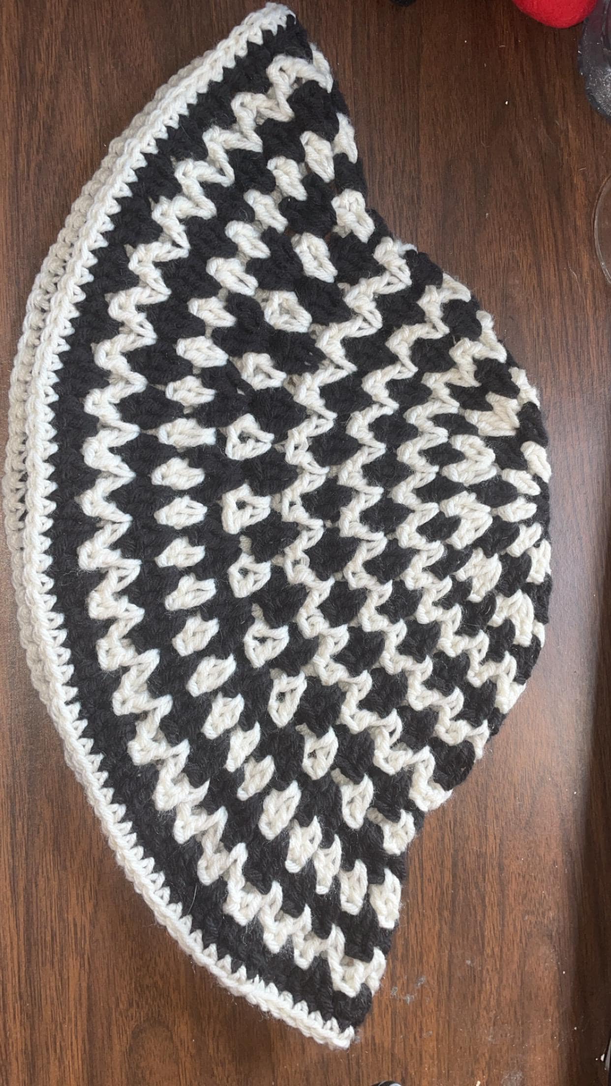 Black Cream Granny Stitch Crochet Bucket Hat – Boho Festival Style